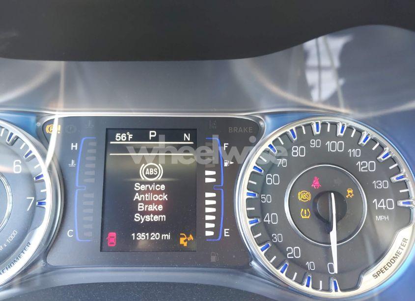 Photo 7 of 2015 Chrysler 200 LIMITED (VIN 1C3CCCAB9FN747960)