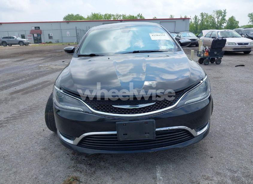 Photo 12 of 2015 Chrysler 200 LIMITED (VIN 1C3CCCAB9FN757257)