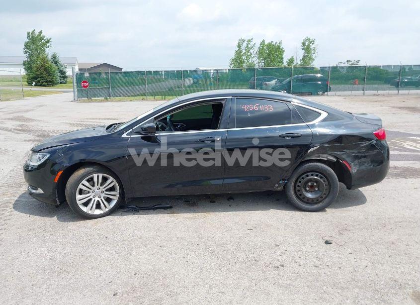 Photo 14 of 2015 Chrysler 200 LIMITED (VIN 1C3CCCAB9FN757257)