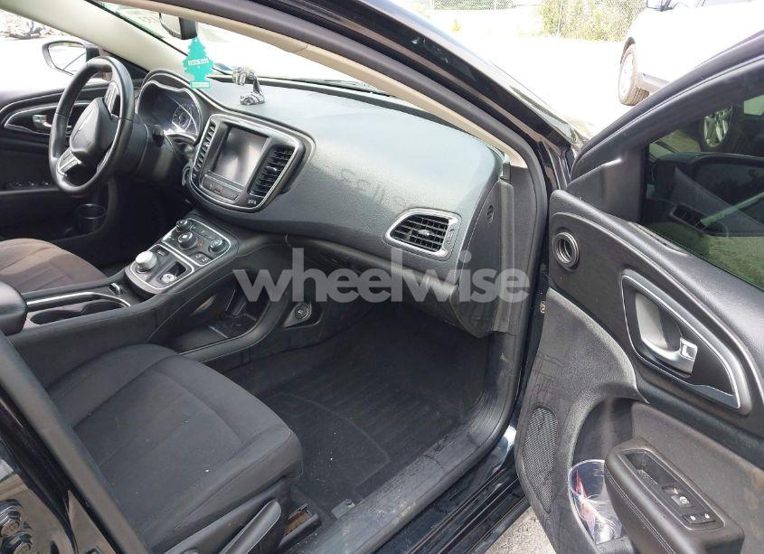 Photo 5 of 2015 Chrysler 200 LIMITED (VIN 1C3CCCAB9FN757257)