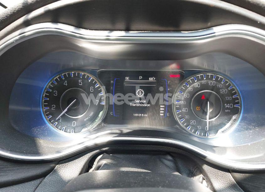 Photo 7 of 2015 Chrysler 200 LIMITED (VIN 1C3CCCAB9FN757257)