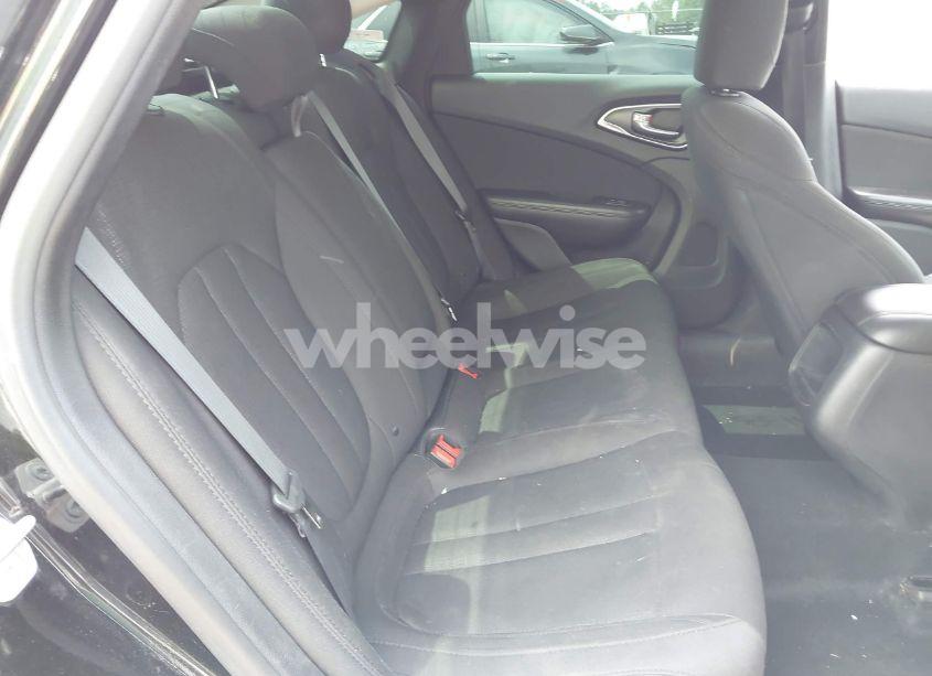 Photo 8 of 2015 Chrysler 200 LIMITED (VIN 1C3CCCAB9FN757257)