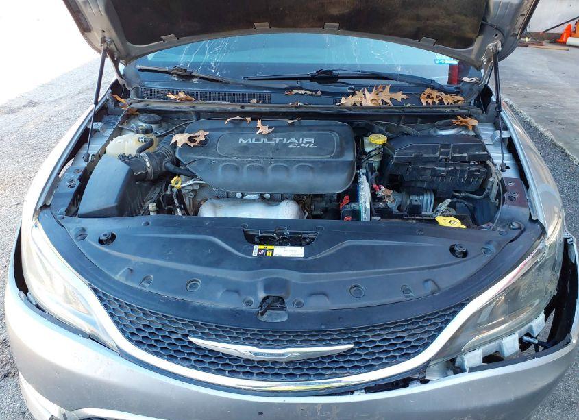 Photo 10 of 2016 Chrysler 200 LIMITED (VIN 1C3CCCAB9GN122055)