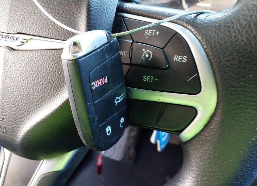 Photo 11 of 2016 Chrysler 200 LIMITED (VIN 1C3CCCAB9GN122055)