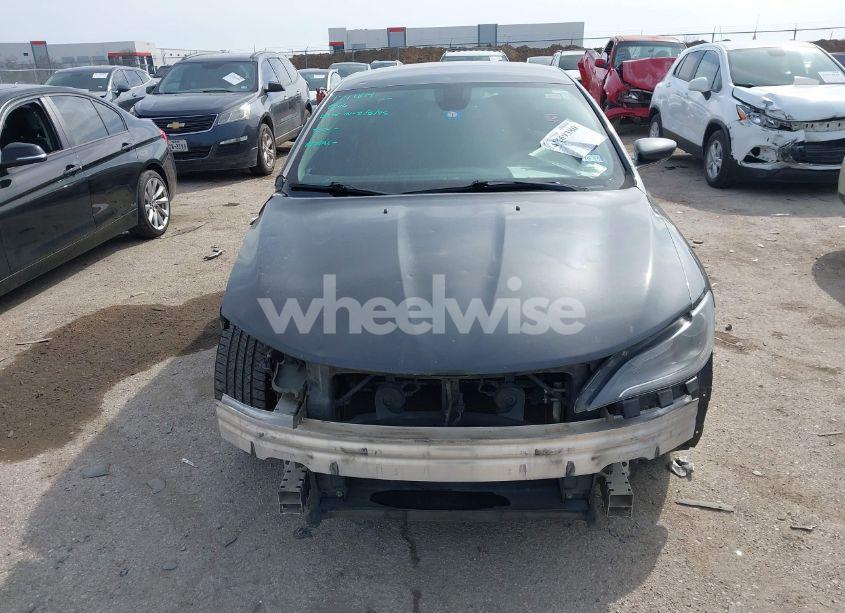 Photo 12 of 2016 Chrysler 200 LIMITED (VIN 1C3CCCAB9GN131984)
