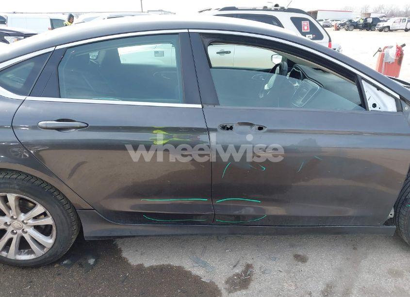 Photo 13 of 2016 Chrysler 200 LIMITED (VIN 1C3CCCAB9GN131984)