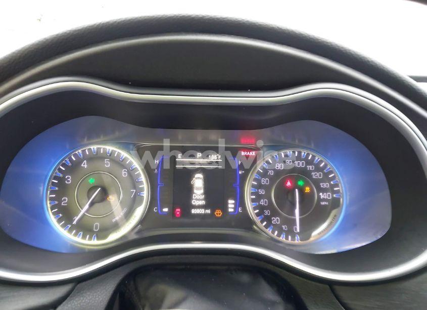 Photo 7 of 2016 Chrysler 200 LIMITED (VIN 1C3CCCAB9GN143150)