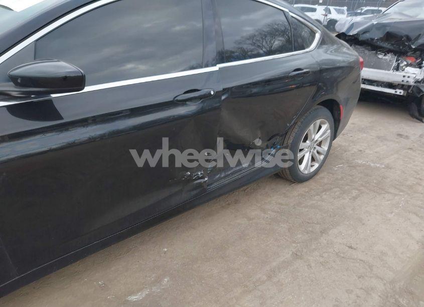 Photo 6 of 2016 Chrysler 200 LIMITED (VIN 1C3CCCAB9GN144394)