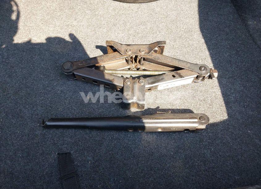 Photo 12 of 2016 Chrysler 200 LIMITED (VIN 1C3CCCAB9GN149529)