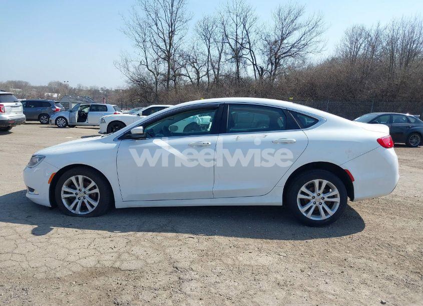 Photo 15 of 2016 Chrysler 200 LIMITED (VIN 1C3CCCAB9GN149529)