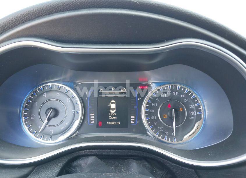 Photo 7 of 2016 Chrysler 200 LIMITED (VIN 1C3CCCAB9GN149529)