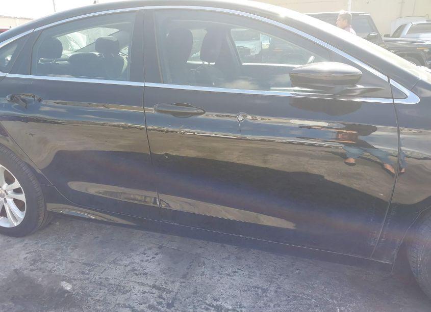 Photo 13 of 2016 Chrysler 200 LIMITED (VIN 1C3CCCAB9GN152690)