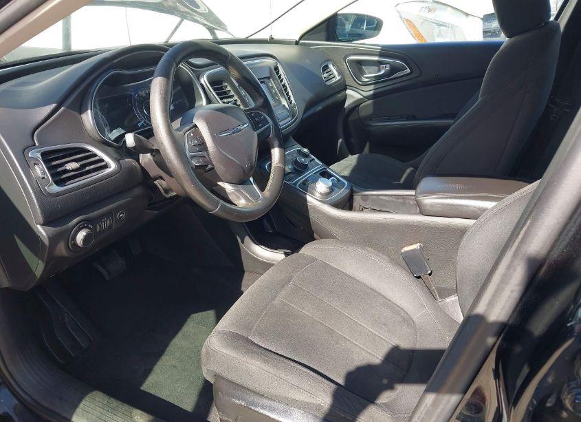 Photo 5 of 2016 Chrysler 200 LIMITED (VIN 1C3CCCAB9GN152690)