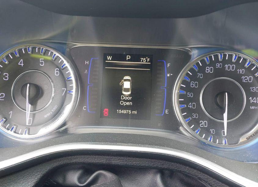 Photo 7 of 2016 Chrysler 200 LIMITED (VIN 1C3CCCAB9GN172714)