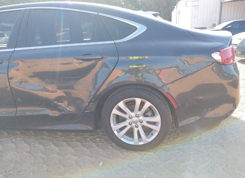 Photo 6 of 2016 Chrysler 200 LIMITED (VIN 1C3CCCAB9GN173006)