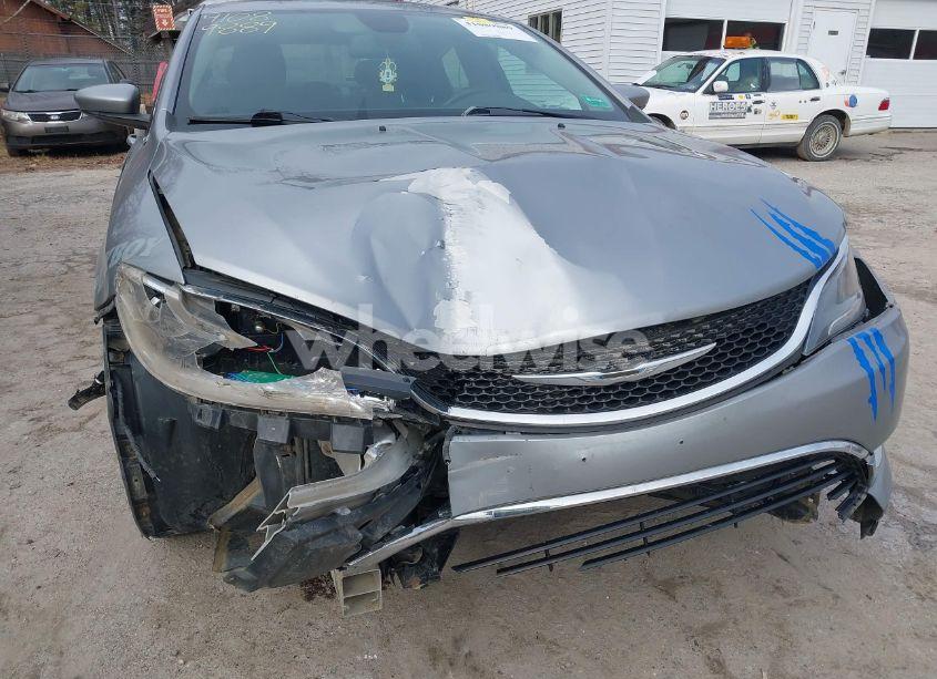 Photo 6 of 2015 Chrysler 200 LIMITED (VIN 1C3CCCABXFN503721)