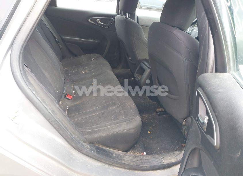 Photo 8 of 2015 Chrysler 200 LIMITED (VIN 1C3CCCABXFN503721)