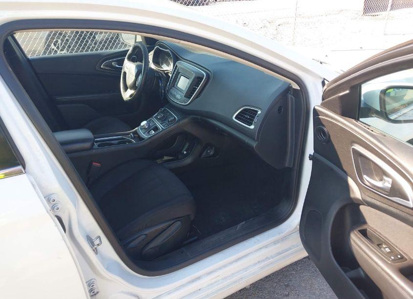 Photo 5 of 2015 Chrysler 200 LIMITED (VIN 1C3CCCABXFN504707)