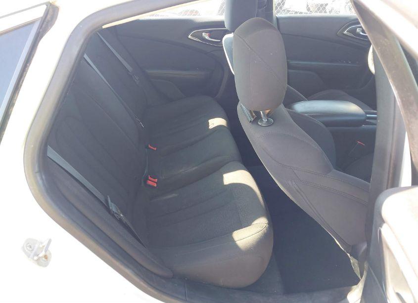 Photo 8 of 2015 Chrysler 200 LIMITED (VIN 1C3CCCABXFN504707)