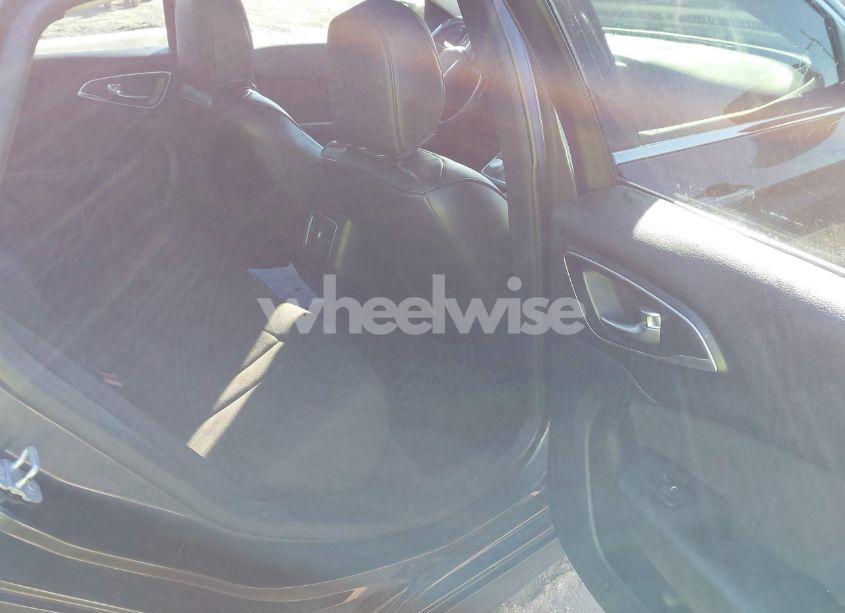 Photo 8 of 2015 Chrysler 200 LIMITED (VIN 1C3CCCABXFN554619)