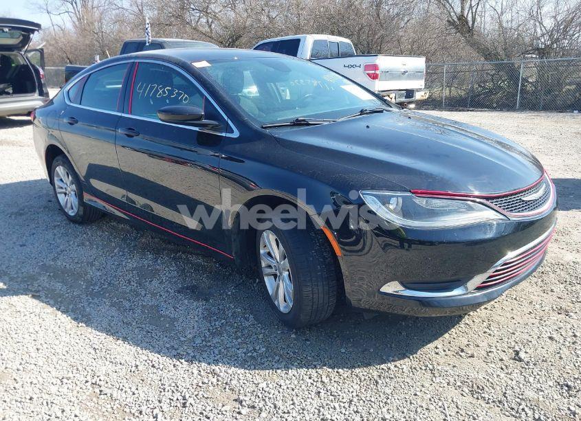 2015 Chrysler 200 LIMITED (VIN 1C3CCCABXFN557780) main photo