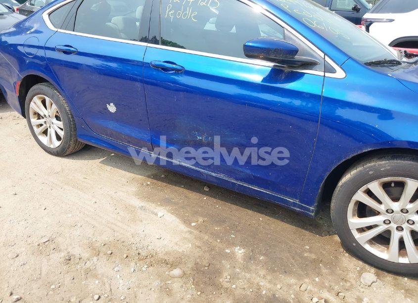 Photo 6 of 2015 Chrysler 200 LIMITED (VIN 1C3CCCABXFN568844)