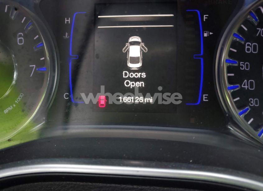 Photo 14 of 2015 Chrysler 200 LIMITED (VIN 1C3CCCABXFN575986)