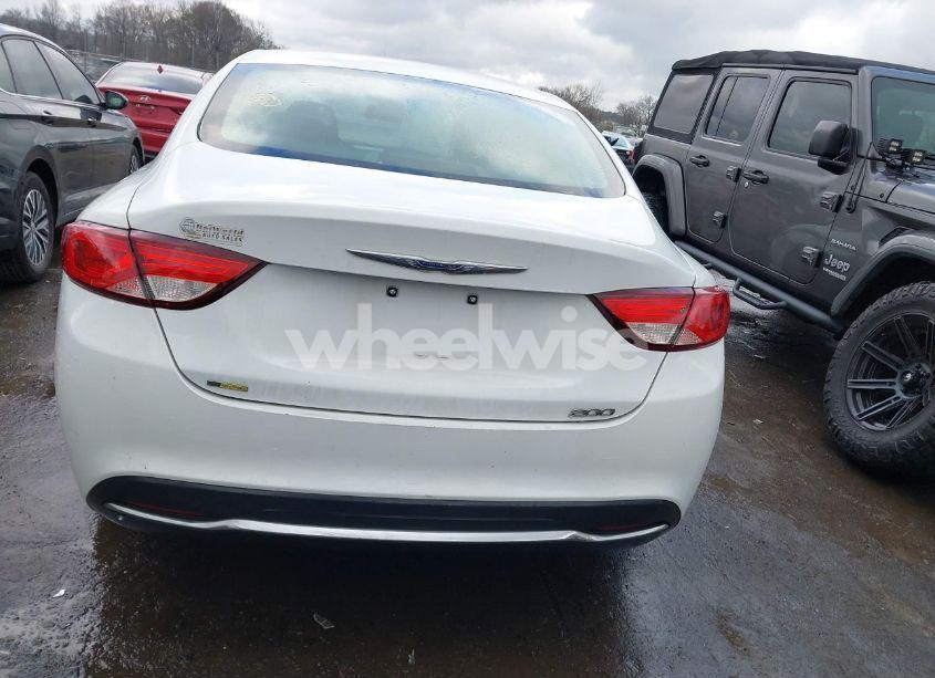 Photo 15 of 2015 Chrysler 200 LIMITED (VIN 1C3CCCABXFN575986)