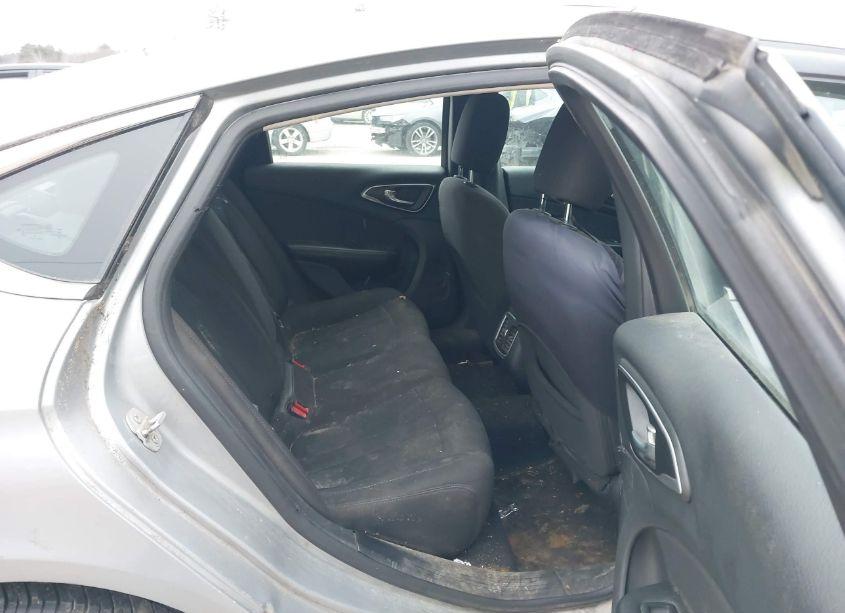 Photo 8 of 2015 Chrysler 200 LIMITED (VIN 1C3CCCABXFN581884)