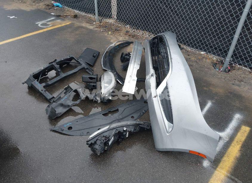 Photo 18 of 2015 Chrysler 200 LIMITED (VIN 1C3CCCABXFN586700)