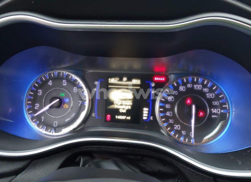 Photo 7 of 2015 Chrysler 200 LIMITED (VIN 1C3CCCABXFN586700)