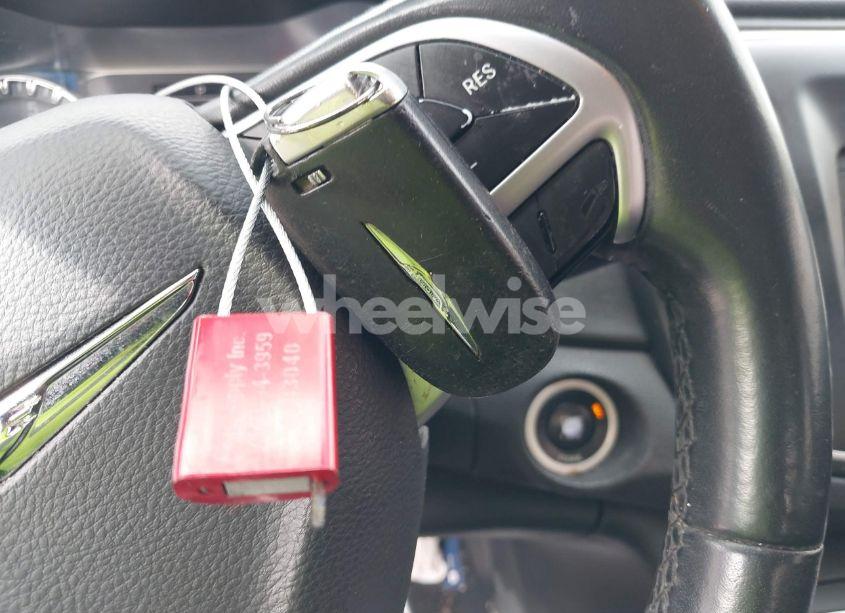 Photo 11 of 2015 Chrysler 200 LIMITED (VIN 1C3CCCABXFN598958)