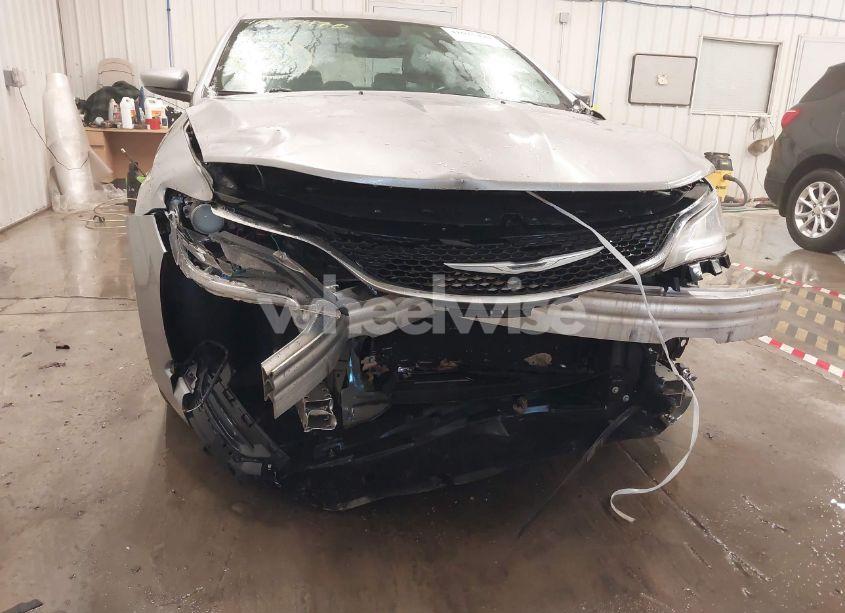 Photo 6 of 2015 Chrysler 200 LIMITED (VIN 1C3CCCABXFN602961)