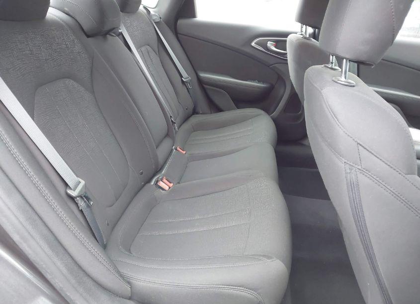 Photo 8 of 2015 Chrysler 200 LIMITED (VIN 1C3CCCABXFN652873)