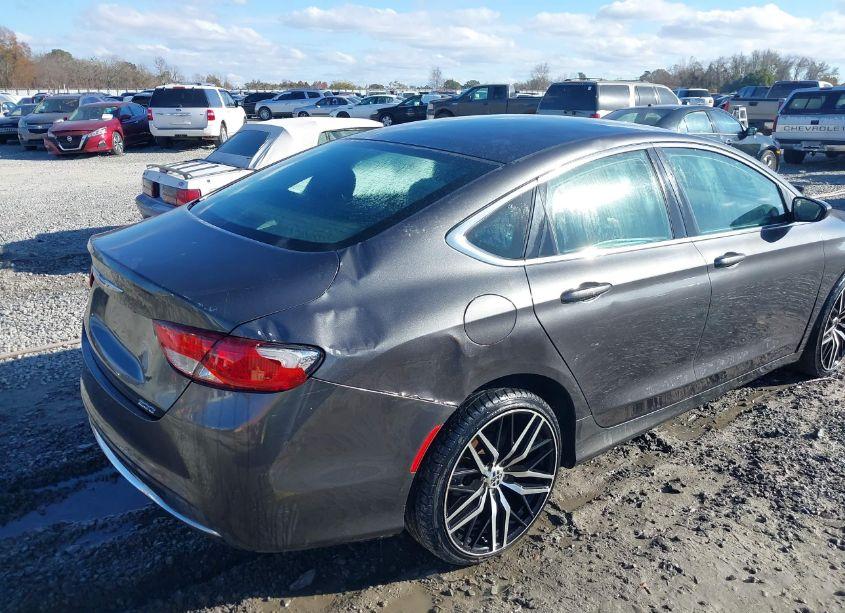 Photo 6 of 2015 Chrysler 200 LIMITED (VIN 1C3CCCABXFN654025)