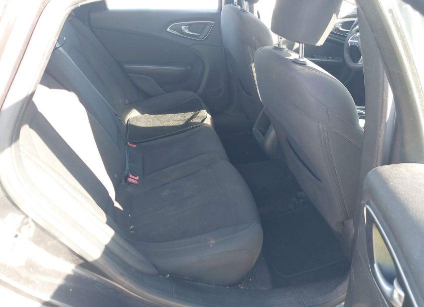 Photo 8 of 2015 Chrysler 200 LIMITED (VIN 1C3CCCABXFN654025)