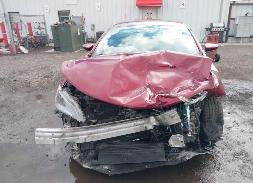 Photo 13 of 2015 Chrysler 200 LIMITED (VIN 1C3CCCABXFN657460)