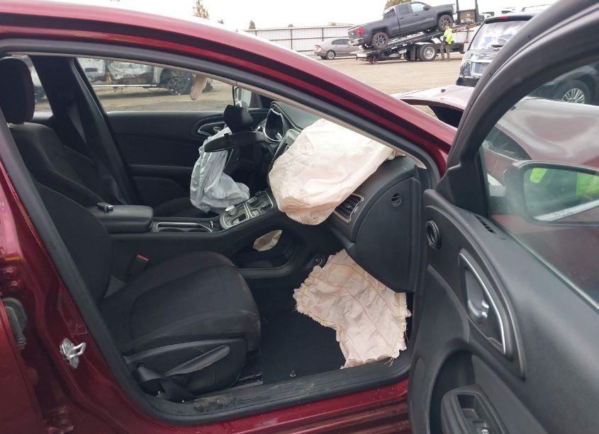 Photo 5 of 2015 Chrysler 200 LIMITED (VIN 1C3CCCABXFN657460)