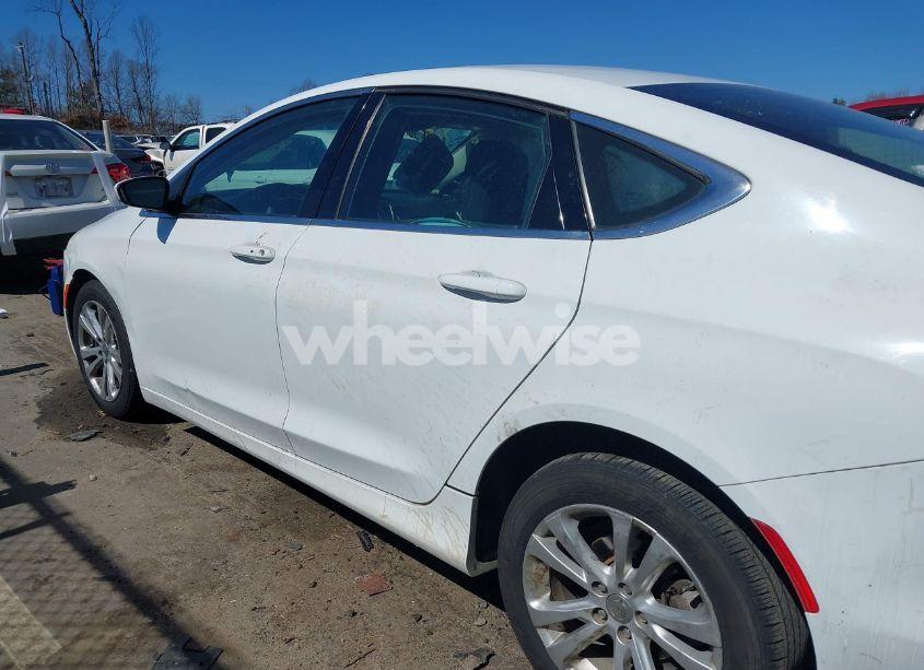 Photo 14 of 2015 Chrysler 200 LIMITED (VIN 1C3CCCABXFN661444)