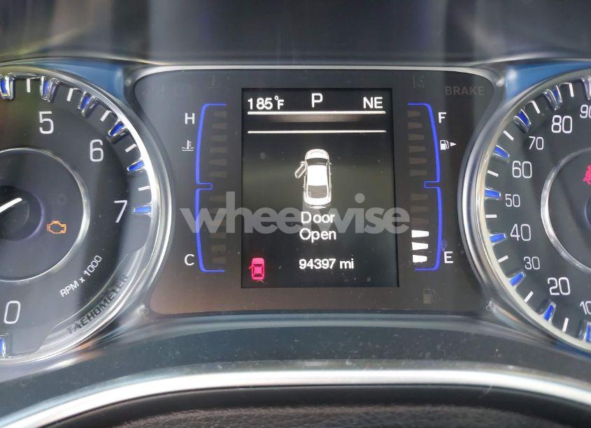 Photo 14 of 2015 Chrysler 200 LIMITED (VIN 1C3CCCABXFN689454)