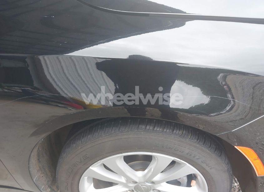 Photo 13 of 2015 Chrysler 200 LIMITED (VIN 1C3CCCABXFN689955)