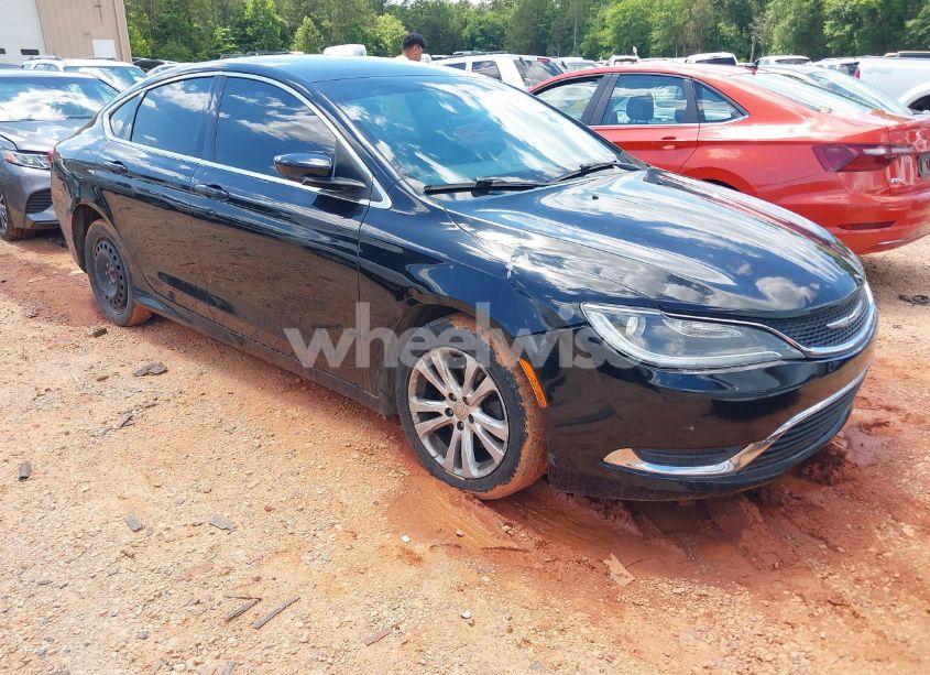 2015 Chrysler 200 LIMITED (VIN 1C3CCCABXFN692600) main photo