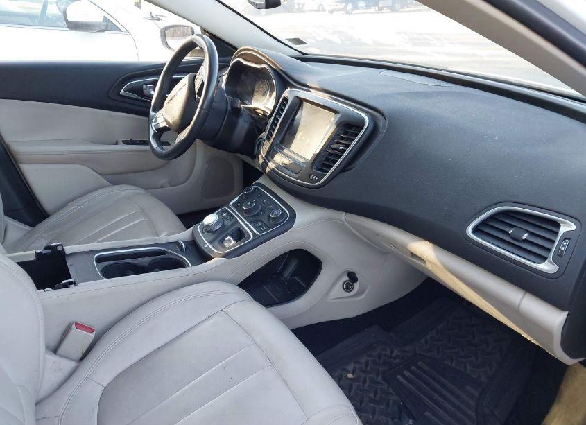 Photo 5 of 2015 Chrysler 200 LIMITED (VIN 1C3CCCABXFN695237)