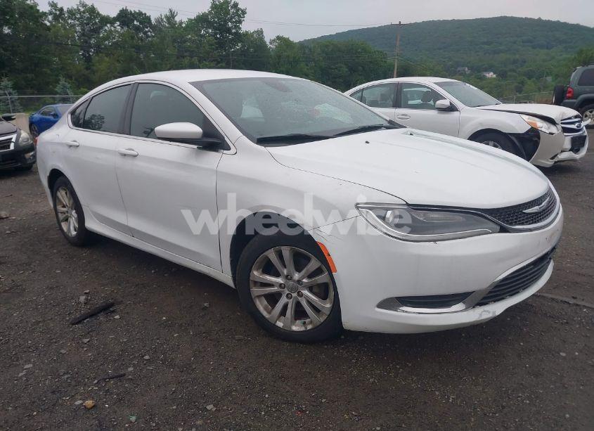 2015 Chrysler 200 LIMITED (VIN 1C3CCCABXFN696632) main photo