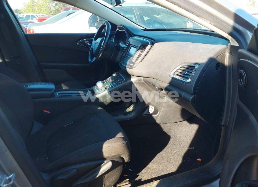 Photo 5 of 2015 Chrysler 200 LIMITED (VIN 1C3CCCABXFN702350)