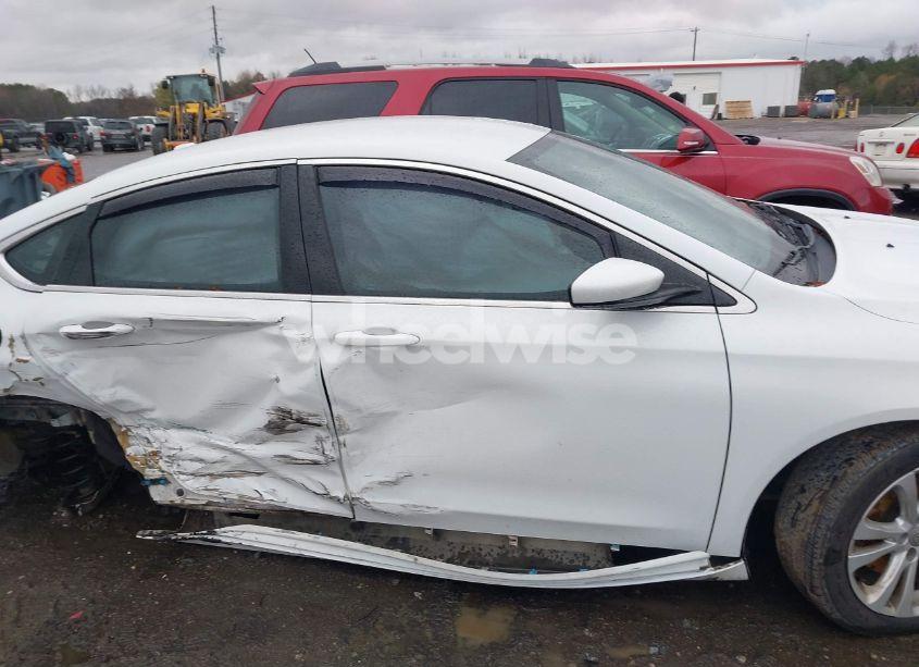 Photo 13 of 2015 Chrysler 200 LIMITED (VIN 1C3CCCABXFN724252)