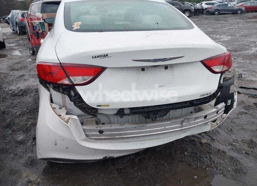 Photo 6 of 2015 Chrysler 200 LIMITED (VIN 1C3CCCABXFN724252)