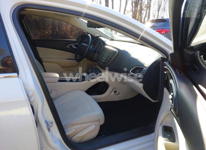 Photo 5 of 2015 Chrysler 200 LIMITED (VIN 1C3CCCABXFN734439)