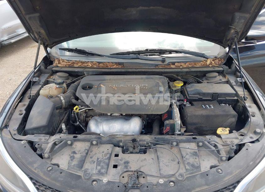 Photo 10 of 2015 Chrysler 200 LIMITED (VIN 1C3CCCABXFN738989)