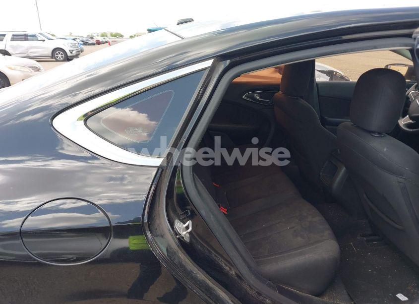 Photo 8 of 2015 Chrysler 200 LIMITED (VIN 1C3CCCABXFN738989)